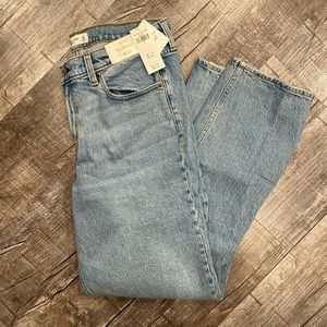 Abercrombie straight mid rise jeans